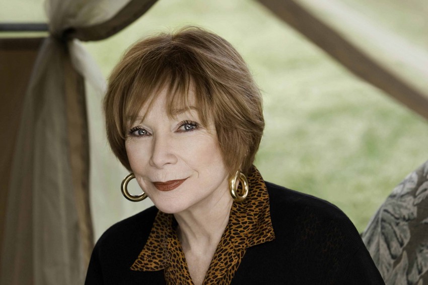 Shirley MacLaine to tour Australia