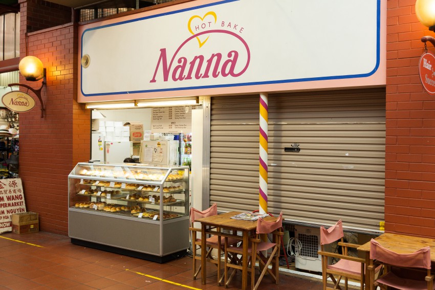 Nanna Hot Bake and Dough