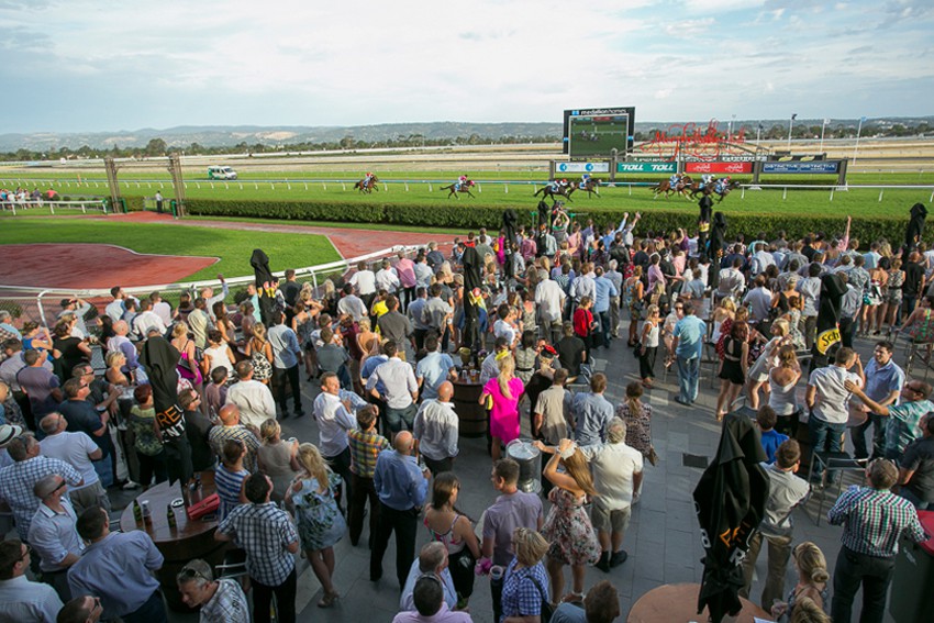 Fashion at the races