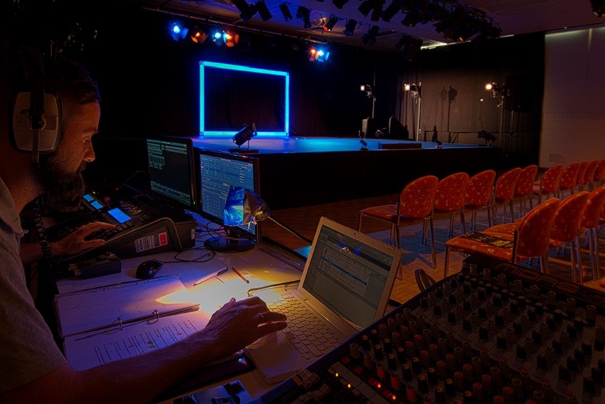 German Club Rises as a New Fringe Hub