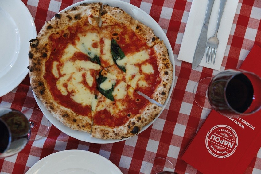 Suburban Secrets: Napoli Pizzeria