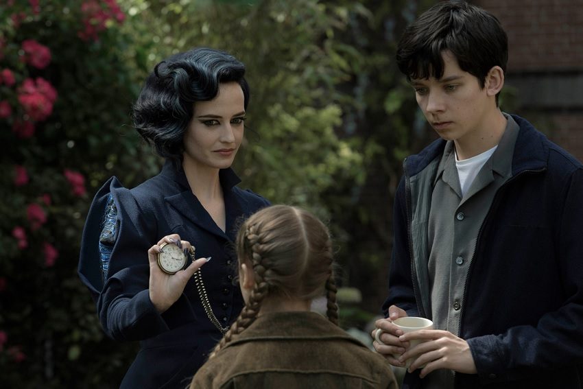 Review: Miss Peregrine's Home for Peculiar Children