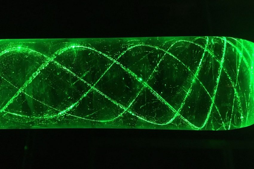 Like Moths to Quantum Flames: JamFactory captures the movement of light