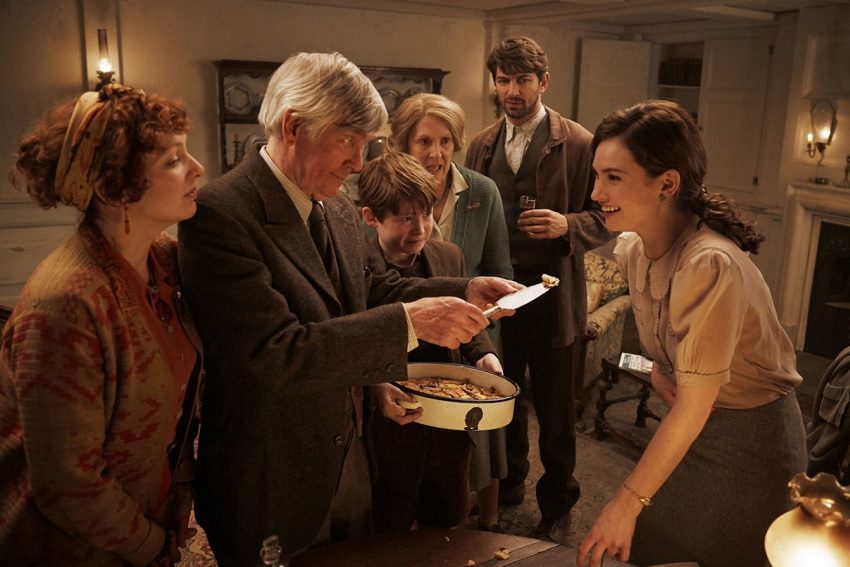 Film Review: The Guernsey Literary and Potato Peel Pie Society