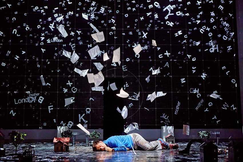Theatre Review: The Curious Incident of the Dog in the Night-Time