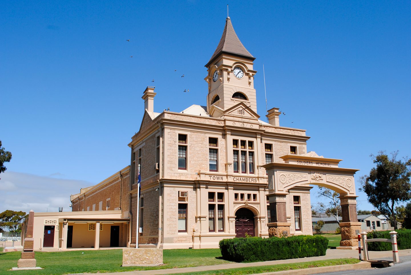 Wallaroo Town Hall