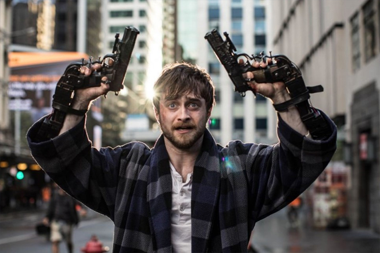 Armas em Jogo ou Guns Akimbo, com Daniel Radcliffe - Vitamina Nerd
