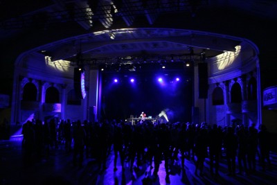 Unsound-Adelaide-Review-Festival-2016-crowd-shot-thebarton-theatre