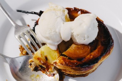 Food-For-Thought-Pear-Ice-Cream-Adelaide-Review-tatin-puff-pastry-poached-dessert-recipe