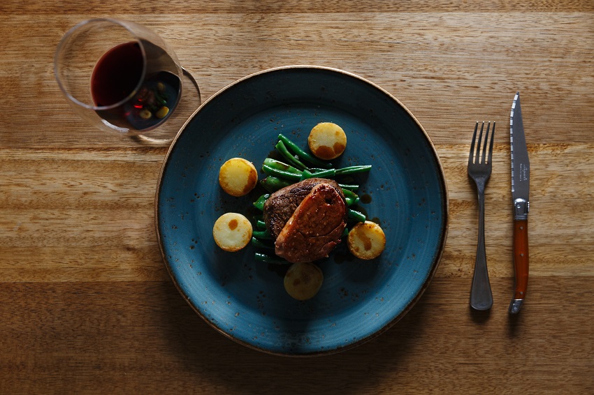 Le-Mistral-Adelaide-Review-Jonathan-VDK-french-cuisine-local-restaurant-mclaren-vale-top-class-restaurant-boeuf-beef-pomme-de-terre-potatoes