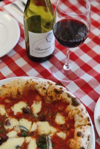 Napoli-Pizzeria-Adelaide-Review-pizza-henley-beach-road-napolitana-naples-italian-food