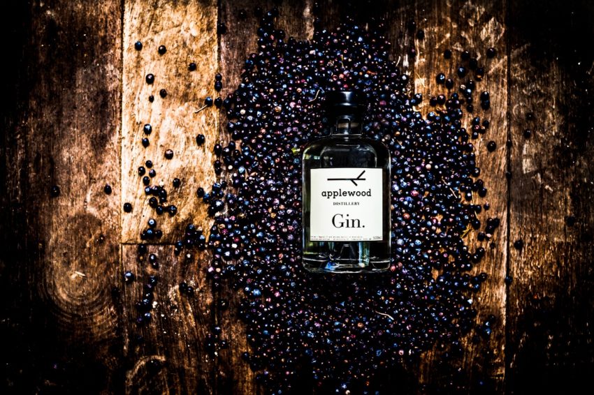 gin-applewood-distillery-juniper-berries