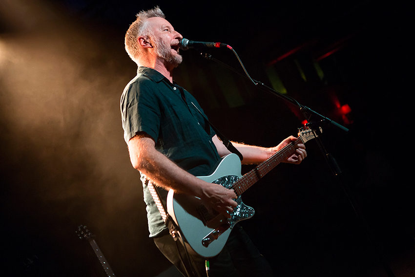 billy-bragg-the-gov-adelaide-review-andreas-heuer